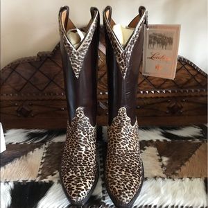 NWT IN BOX LUCCHESE BOOTS